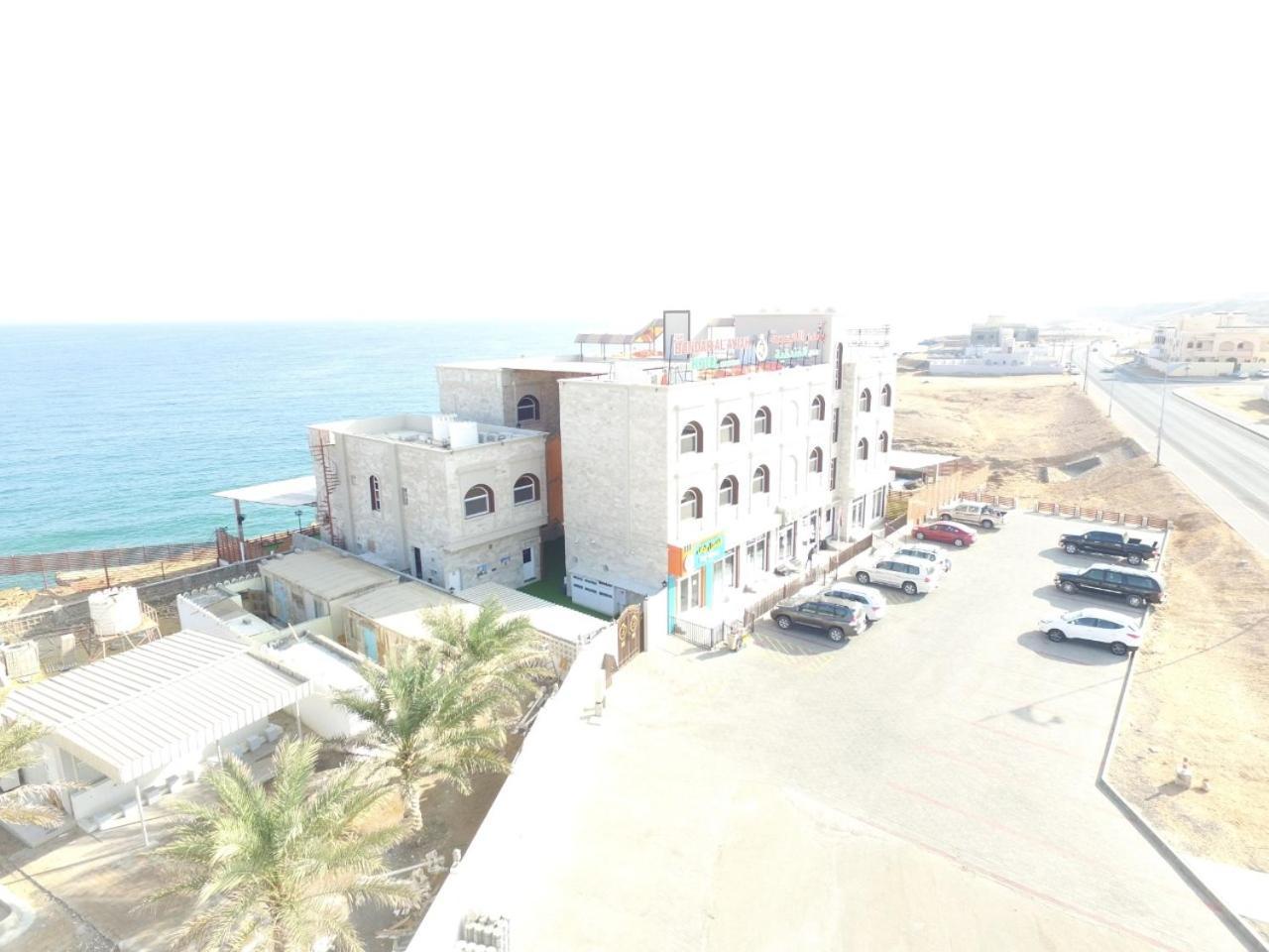 Sur Bandar Al Ayjah Hotel Apartments Exterior foto